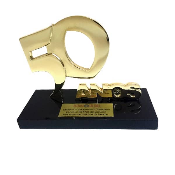 Troféu 50 anos personalizado